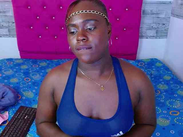 bigass-ebony webcam