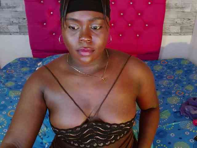 bigass-ebony webcam