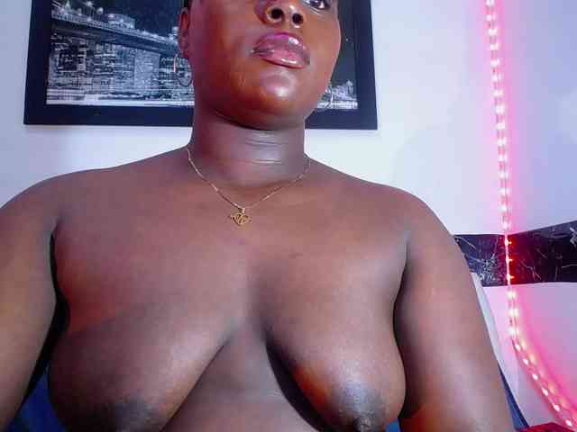 bigass-ebony webcam