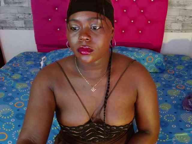 bigass-ebony webcam