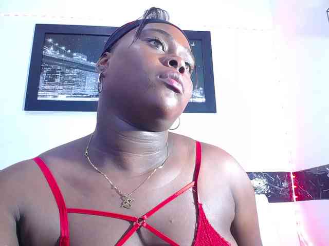 bigass-ebony webcam