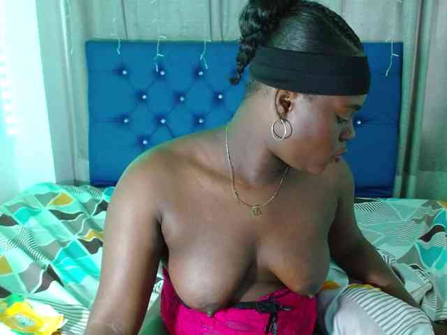 bigass-ebony webcam