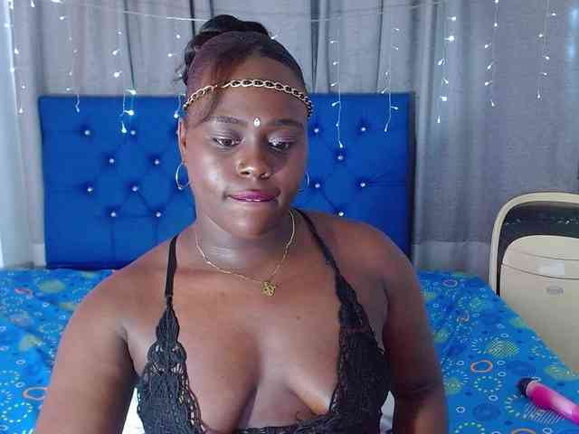 bigass-ebony webcam