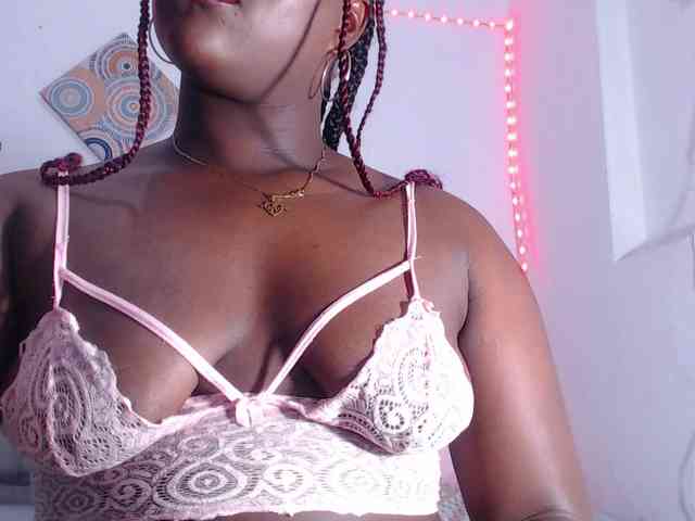 bigass-ebony webcam
