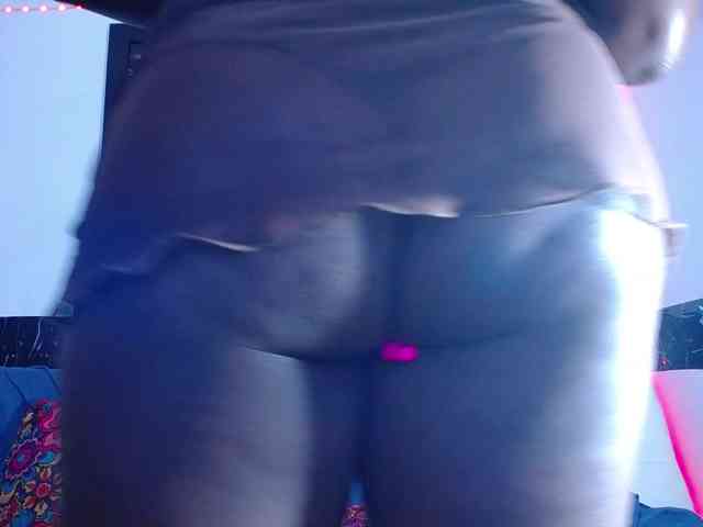 bigass-ebony webcam