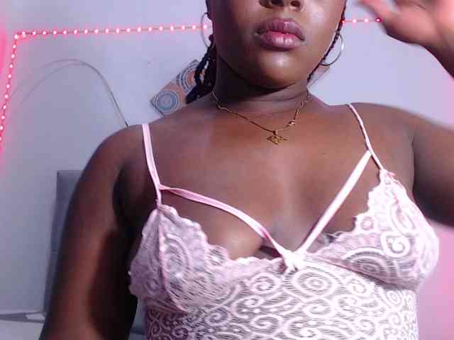 bigass-ebony webcam