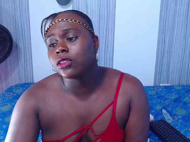 bigass-ebony webcam