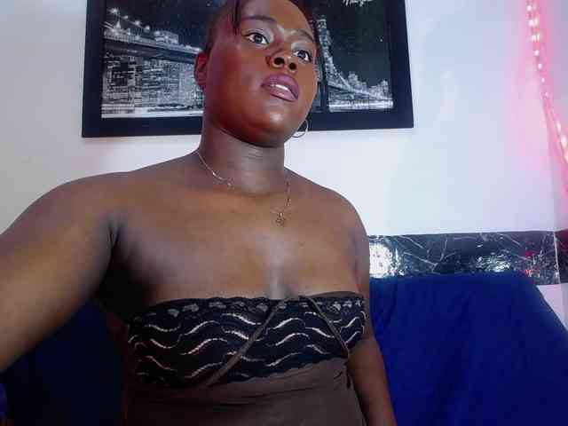 bigass-ebony webcam