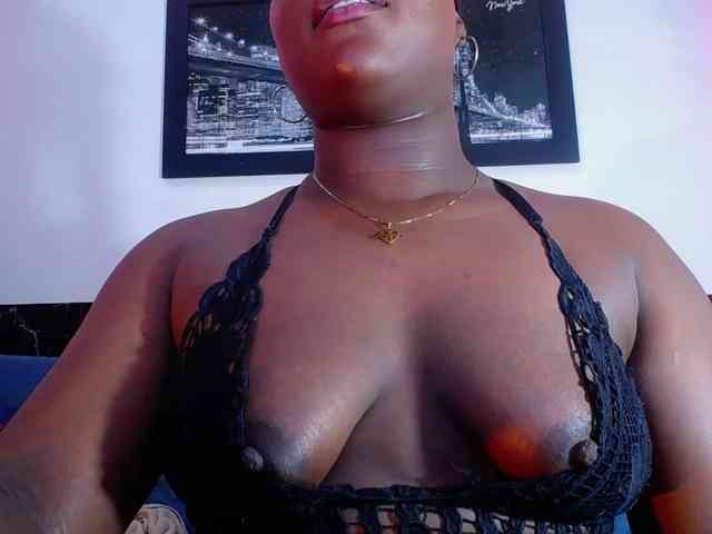 bigass-ebony webcam