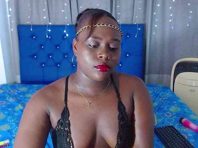 bigass-ebony webcam