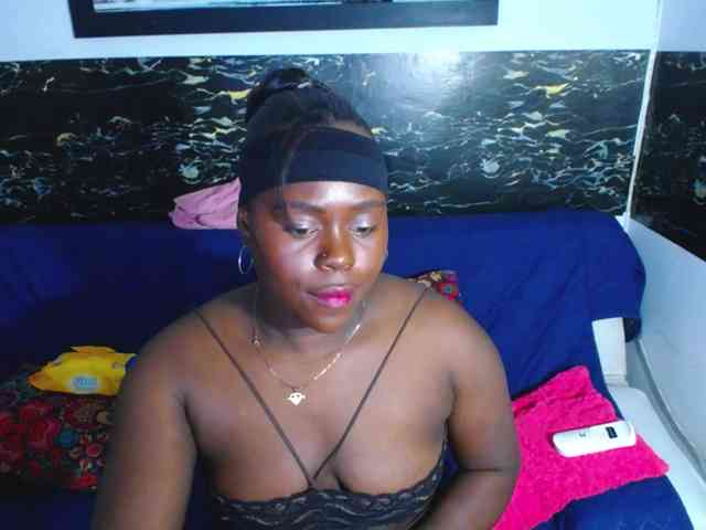 bigass-ebony webcam