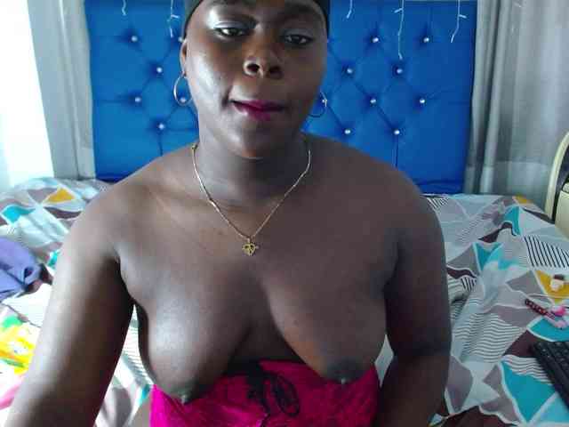 bigass-ebony webcam