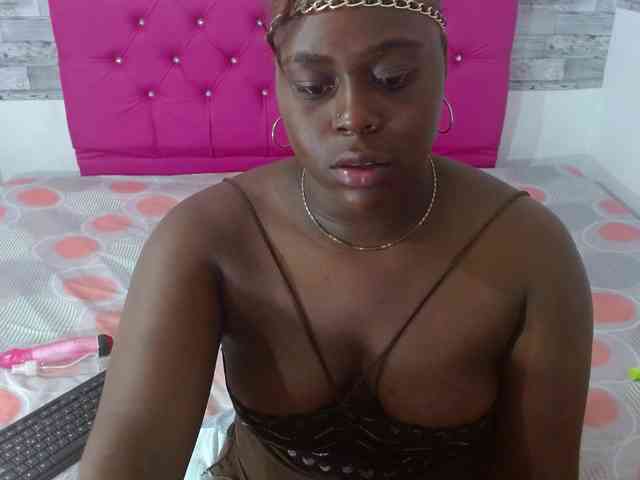 bigass-ebony webcam
