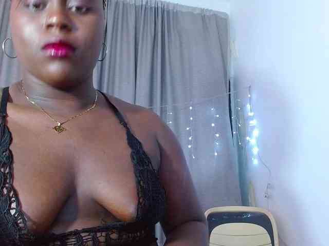 bigass-ebony webcam