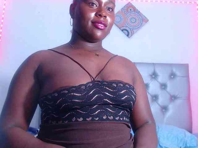bigass-ebony webcam
