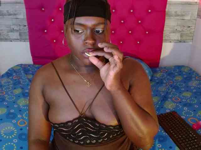 bigass-ebony webcam