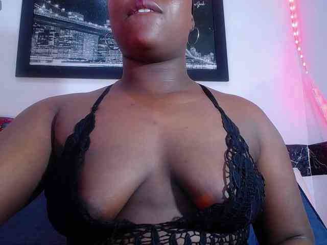 bigass-ebony webcam
