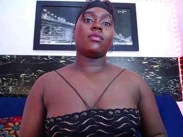 bigass-ebony webcam