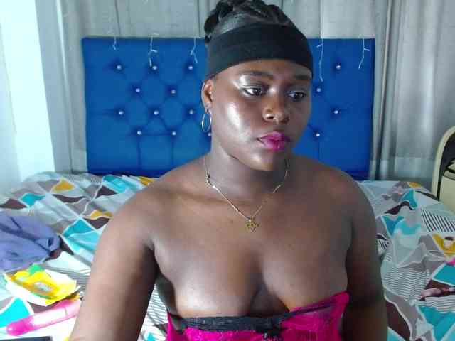 bigass-ebony webcam