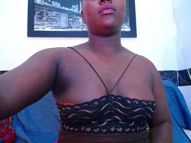 bigass-ebony webcam