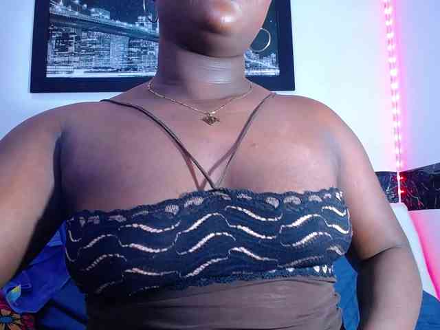 bigass-ebony webcam