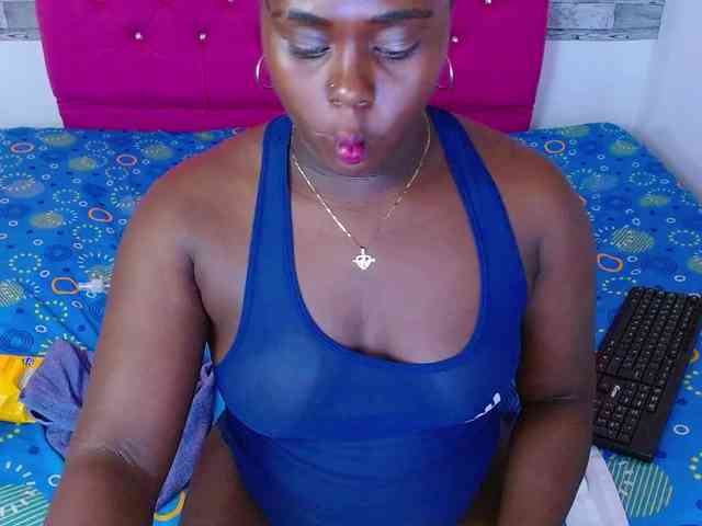 bigass-ebony webcam