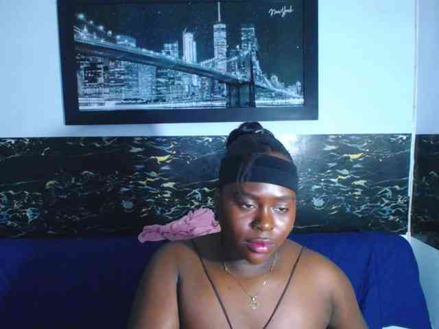 bigass-ebony webcam