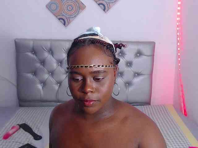 bigass-ebony webcam