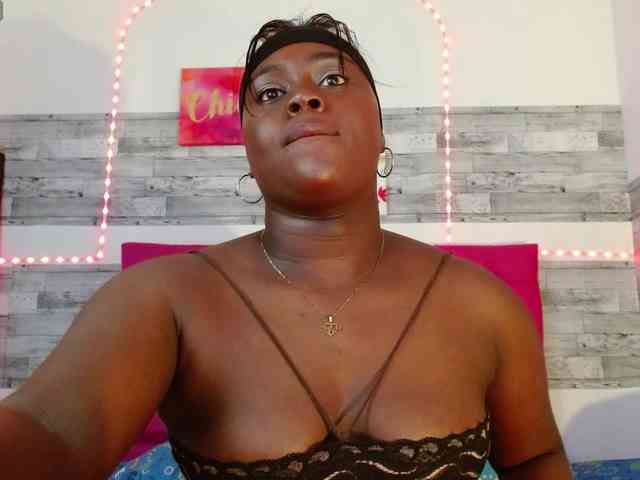 bigass-ebony webcam