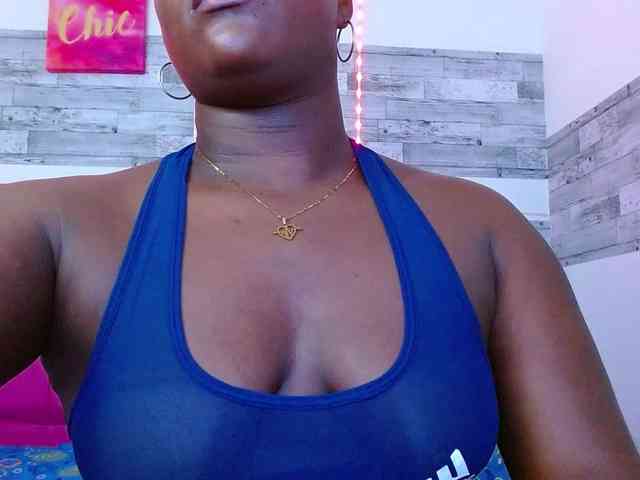 bigass-ebony webcam