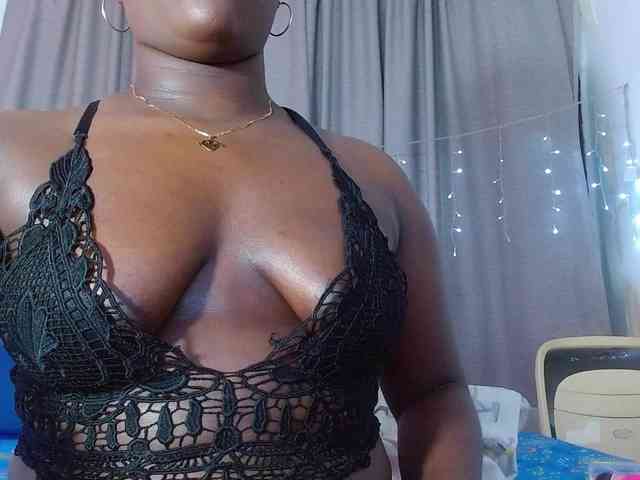 bigass-ebony webcam
