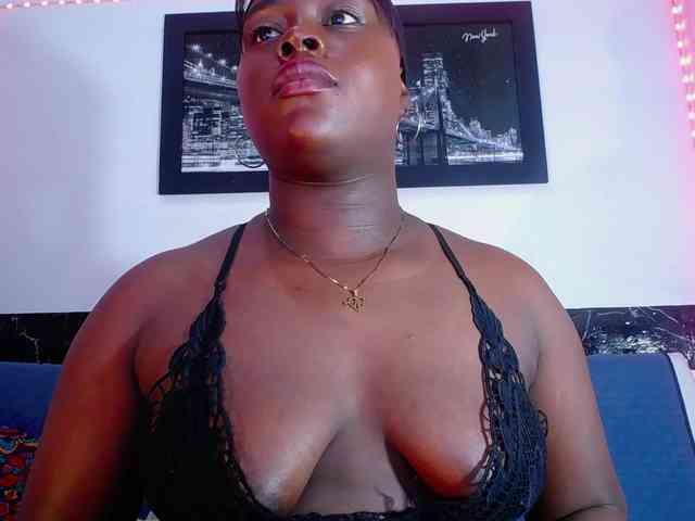 bigass-ebony webcam