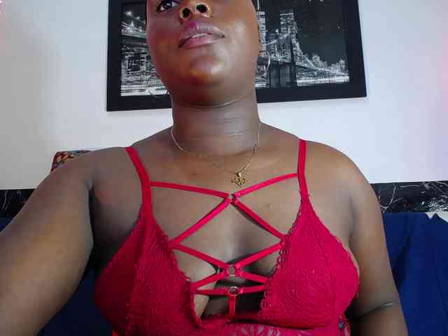 bigass-ebony webcam