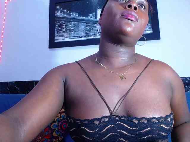 bigass-ebony webcam