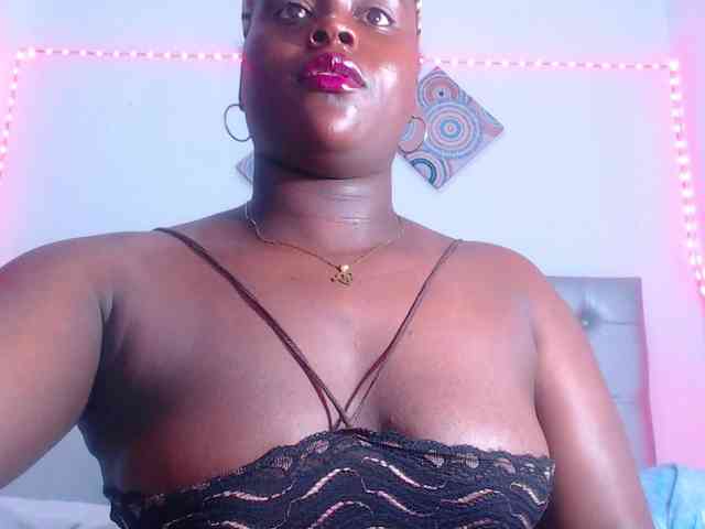 bigass-ebony webcam