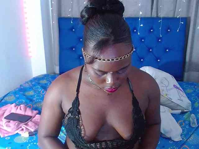 bigass-ebony webcam