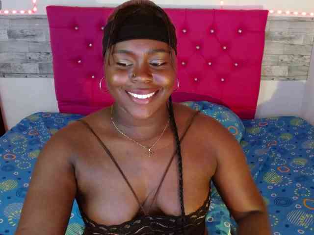 bigass-ebony webcam