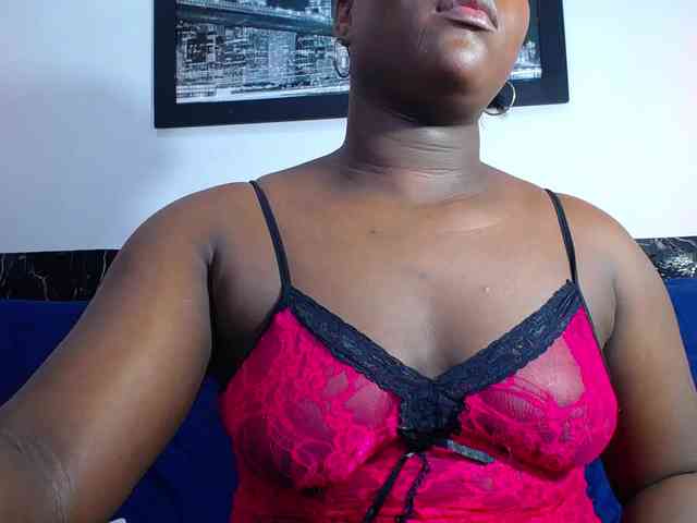 bigass-ebony webcam