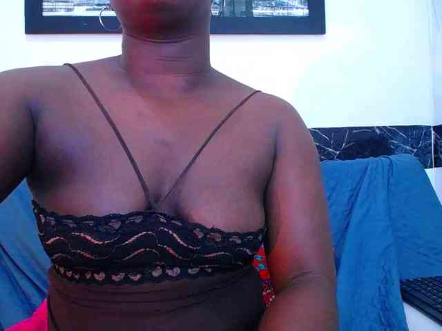 bigass-ebony webcam