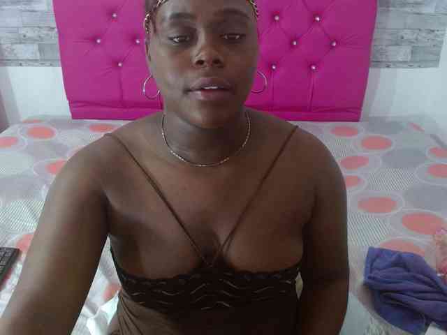 bigass-ebony webcam