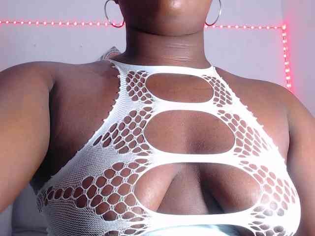 bigass-ebony webcam