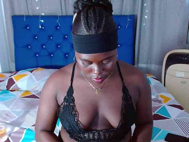 bigass-ebony webcam