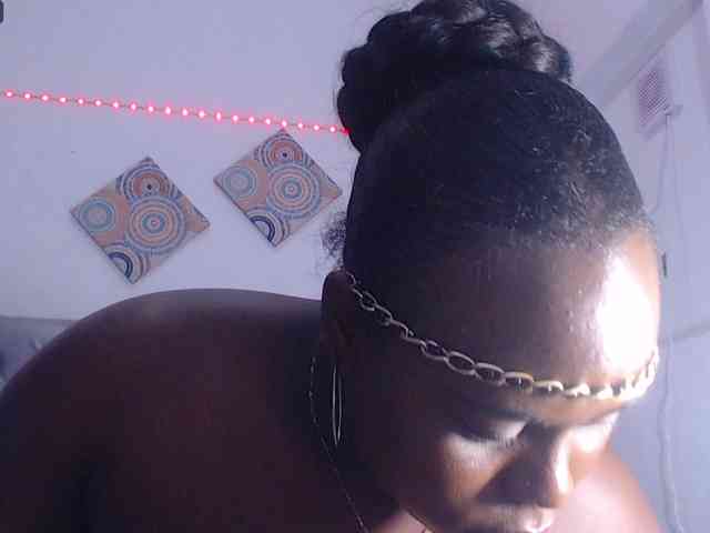 bigass-ebony webcam