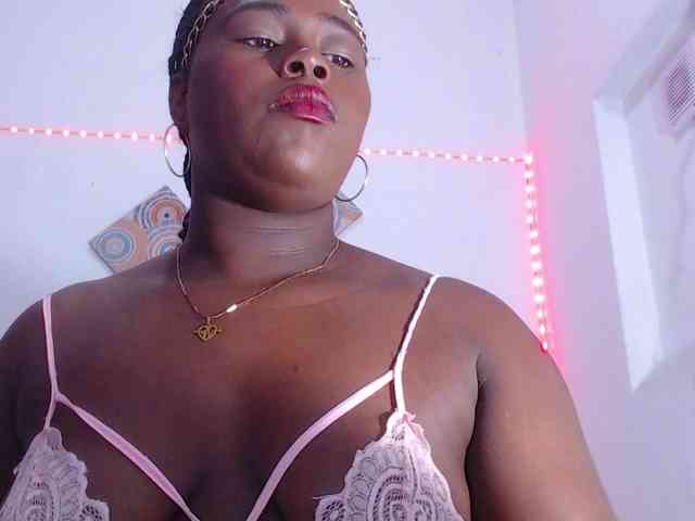 bigass-ebony webcam