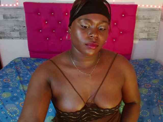 bigass-ebony webcam