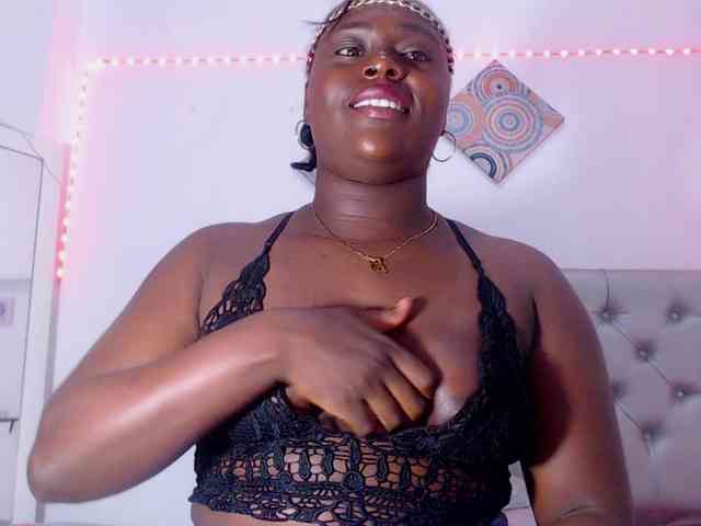 bigass-ebony webcam