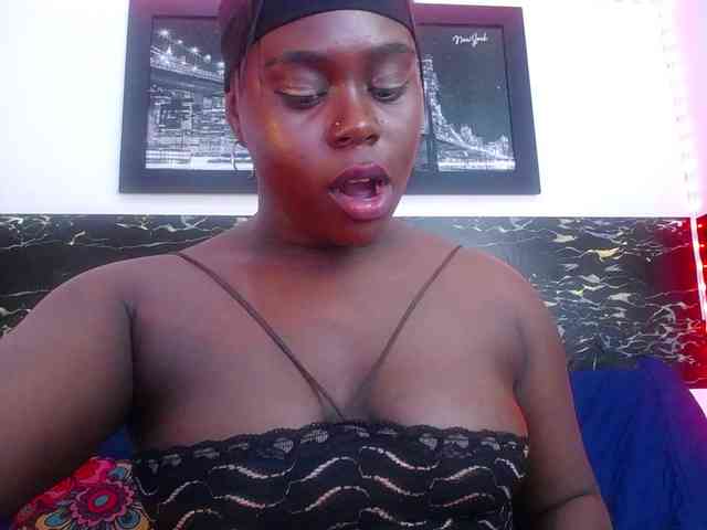 bigass-ebony webcam