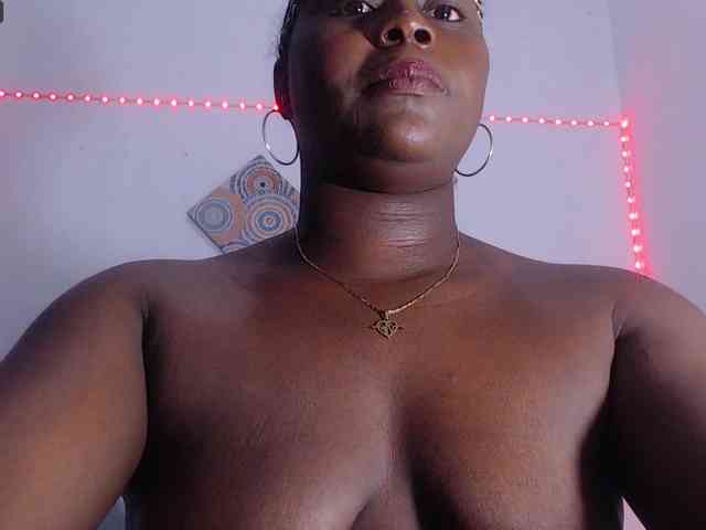 bigass-ebony webcam