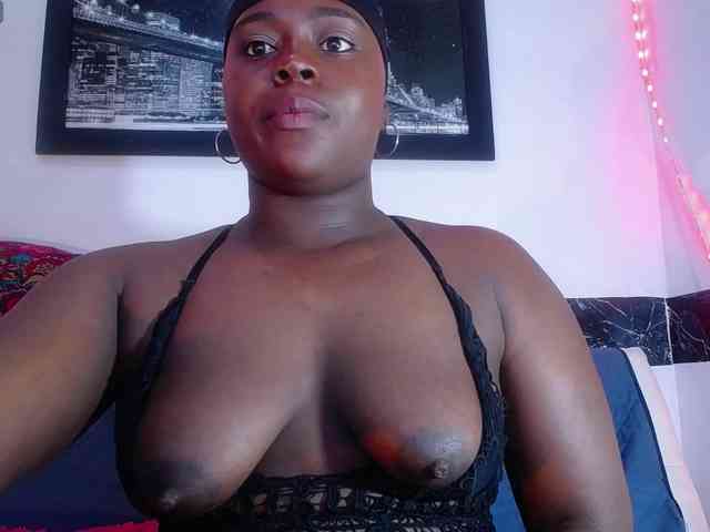 bigass-ebony webcam