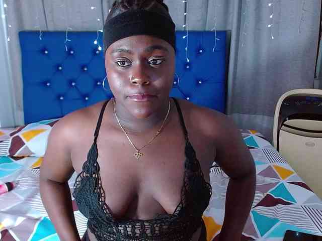 bigass-ebony webcam